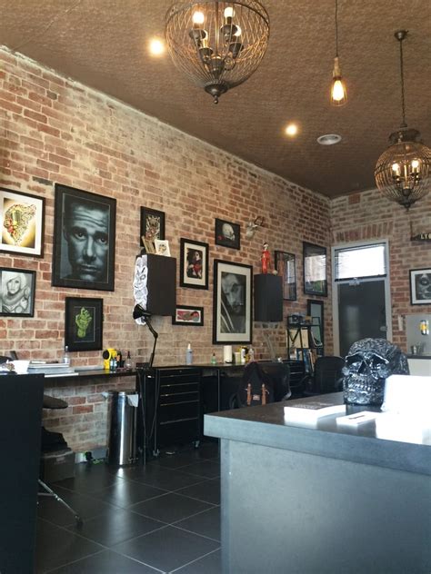 Tattoo shop lygon street north  5